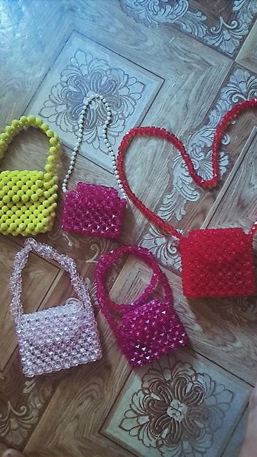delivery bag: Сумочки ручной работы из бусин/акрила - Набор мини-сумочек ярких — 1