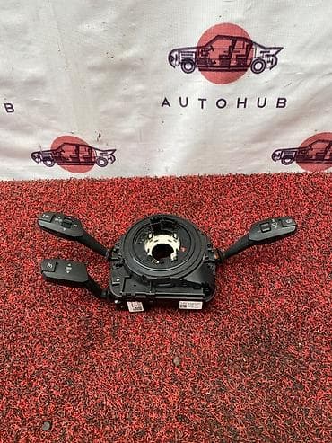 меняю на 07: Подрулевой переключатель BMW X5 E70 M57D30T 2007 (б/у) — 1