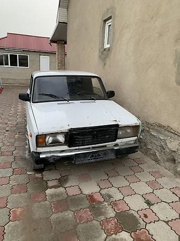 ВАЗ (ЛАДА) 2107: 2004 г., Бензин, Седан