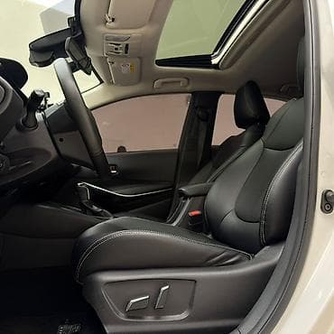 Продажа авто: Toyota Corolla: 2019 г., Автомат, Гибрид, Седан — 8