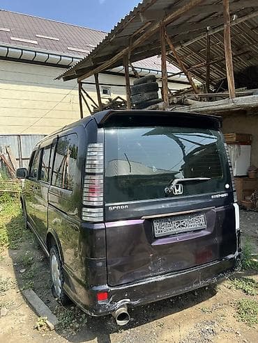 Honda Stepwgn: 2004 г., 2 л, Автомат, Газ, Вэн/Минивэн