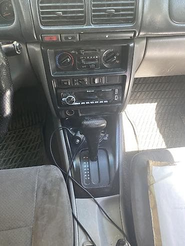 outback br: Subaru Forester: 2001 г., 2 л, Автомат, Бензин, Кроссовер — 7