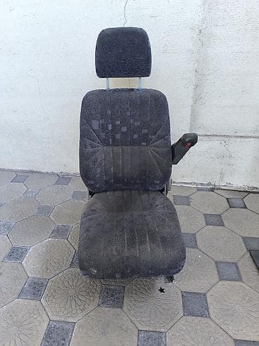 сиденья на портер: Переднее сиденье, Ткань, текстиль, Mercedes-Benz Б/у — 2