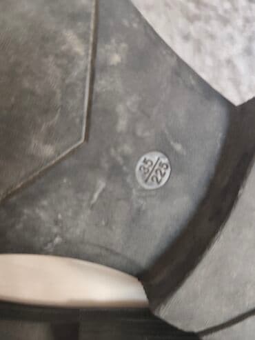 приму женские вещи в дар: Корейские лоферы в школу для девочки с декоративным ремешком — 3