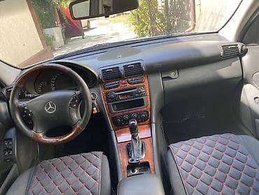 Mercedes-Benz C-Class: 2001 г., 2.2 л, Автомат, Дизель, Седан — 5