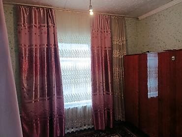 Сдаю в аренду гараж: Дом в с. Беловодск, пер. Советская, за магазином «Асел». - Участок — 10