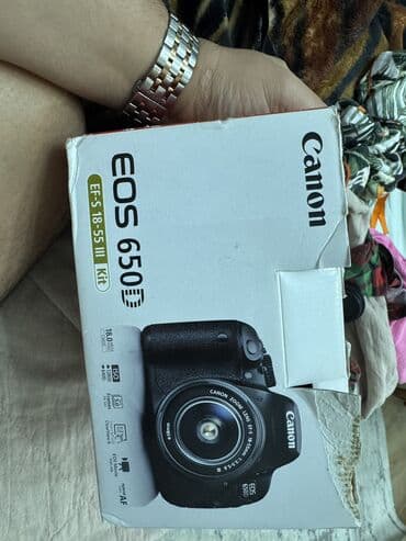 фотоаппарат куплю: Зеркальная камера Canon EOS 650D с универсальным зум-объективом EF‑S — 2