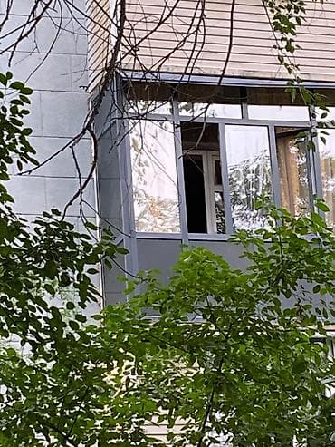 ветраж: Трёхкамерная пластиковая витражная система для балкона, цвет антрацит — 4