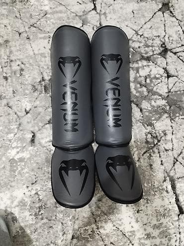 Наколенники-щитки для голени и подъёма стопы Venum Насили только 1