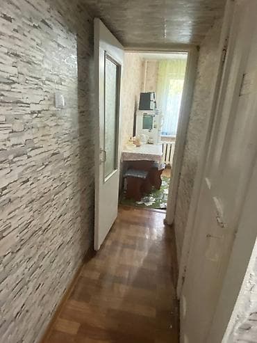 1 комната, 34 м², 9 мкр 104 серия, 1 этаж, Косметический ремонт — 4