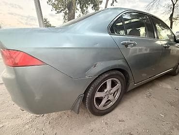 Honda Accord: 2005 г., 2.4 л, Механика, Газ, Седан — 8