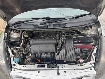 infinity qx: Honda Fit: 2002 г., 1.3 л, Вариатор, Бензин, Хэтчбэк — 6