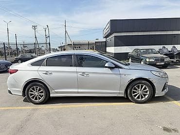 Hyundai Sonata: 2020 г., Седан — 2