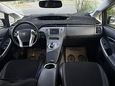 prius tuning: Toyota Prius: 2012 г., Гибрид, Хэтчбэк — 6
