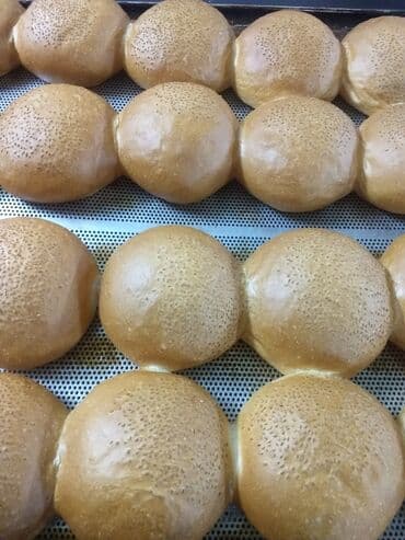 продаю пекарния: Продаю лаваш + доставка. Лаваш : обычный- 10 сом сырный -11 — 11