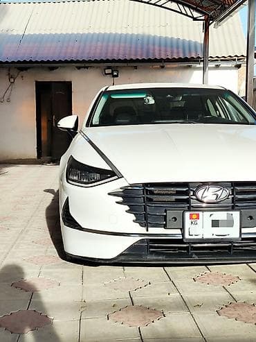 elantra 2019: Hyundai Sonata: 2019 г., 2 л, Автомат, Бензин, Фастбек — 3