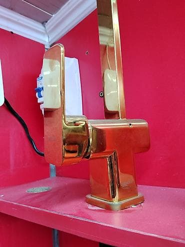 solutions upper: Смеситель для раковины (высокий излив), цвет – золото. - Тип — 2