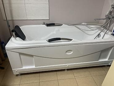 Ванна акриловая, длина 1,90 м. Особенности: - Эргономичная форма чаши
