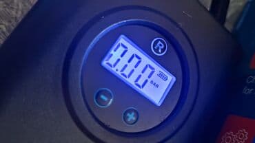 настольный теннисные ракетки: Многофункциональный портативный компрессор (Air Pump) Особенности: - — 2