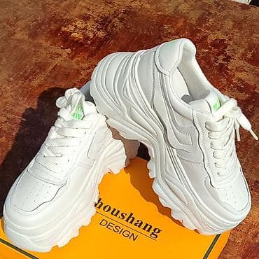 секонд хенд обувь: Удобные в ношении, лехкие, не проседает и не пожалтеет. Можно стирать — 1