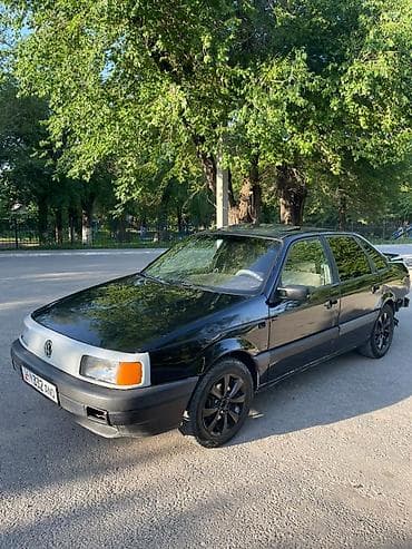 Продажа авто: Volkswagen Passat: 1993 г., 2 л, Механика, Бензин, Седан — 6