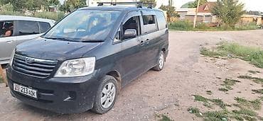 ноах: Toyota Noah: 2004 г., 2 л, Автомат, Бензин, Минивэн — 2