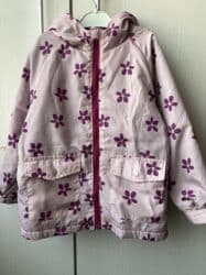 демисезонная детская обувь 22 размера: Продаю обувь для сада —25 размер Очень удобные Продаю курточку — 1