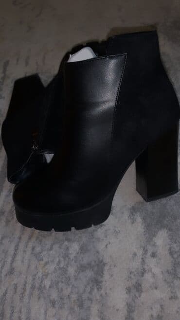 деми 36: Продаю ботинки Деми осень!
Размер:36
Удобные
Цена: 800 — 3