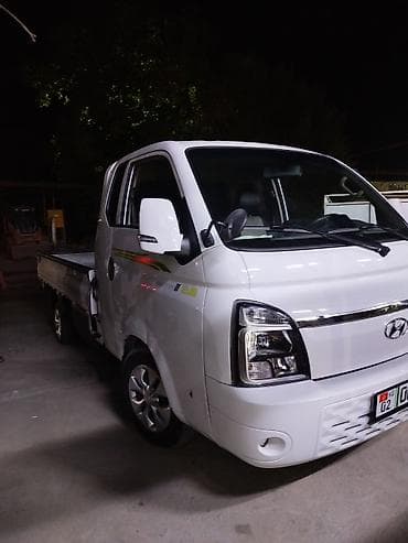 kia ciid: Hyundai Porter II (бордовой грузовик) Основные характеристики: - — 2