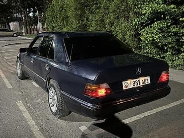 подушка мерс 124: Mercedes-Benz W124: 1992 г., Седан — 3