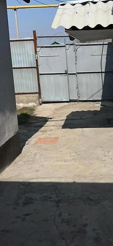 дом ново покровке: 70 м², 4 комнаты, Забор, огорожен — 3