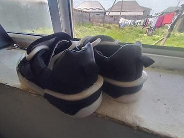 Мужская обувь: Мужские кроссовки, 41, Birkenstock, Новый, цвет - Черный, Платная доставка — 2