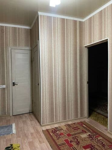 долгосрочная аренда 1 комната: Сдается комната. Нужна одна девушка на подселение. Стоимость-7500(не — 4