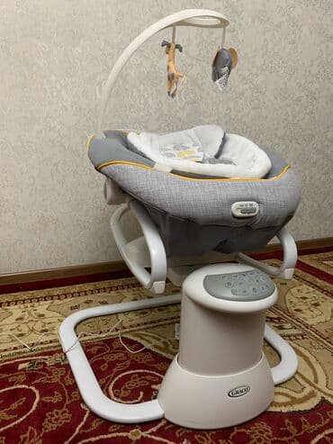 часы телефон детские: Люлька, Б/у, Колыбель, Пластик, цвет - Белый, Самовывоз — 3