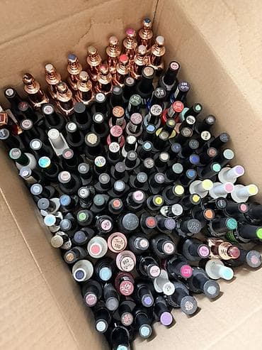 Большой набор материалов для маникюра (гелевые лаки и базы)