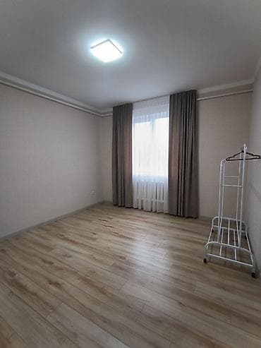 запад: 15 м² — 4