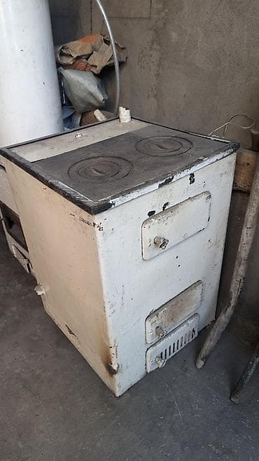 Сантехника: Продаю печь "Уют"б/у
в хорошем состоянии — 2