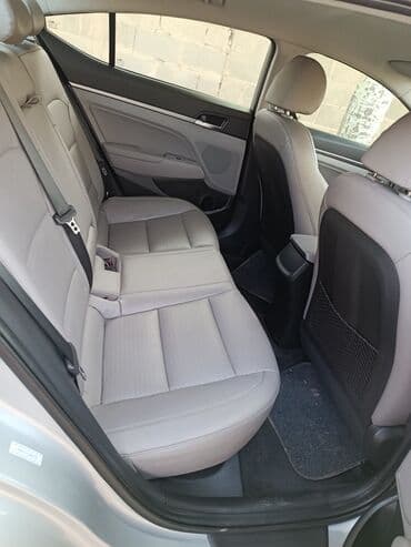 хундай грандиор: Hyundai Elantra: 2020 г., 2 л, Автомат, Бензин, Седан — 4