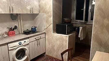1 - бөлмөлүү батир ижарага берилет үй-бүлөлүүлөр ( семейных) же 3 — 2