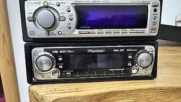 динамик на авто: Автомагнитолы 1-DIN (2 шт.) 1) Sony CDX-F7710S - Мощность: 52 Вт x4 — 3