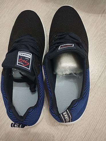 Спорттук бут кийим: Мужские кроссовки легкие повседневные - Цвет: черный верх с синими — 3