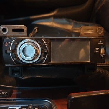 Продам магнитолу в авто. отличное состояние. поддерживает функцию