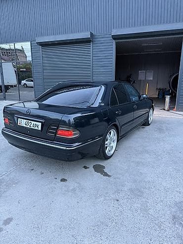 210 белый: Mercedes-Benz E-Class: 2002 г., 3.2 л, Автомат, Дизель, Седан — 4