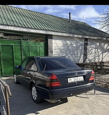 авто в рас: Mercedes-Benz C-Class: 1993 г., Седан — 6