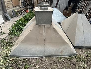 Продаю вытяжки из оцинкованной стали. 2 штуки размеры: 1,6 м на 1,0