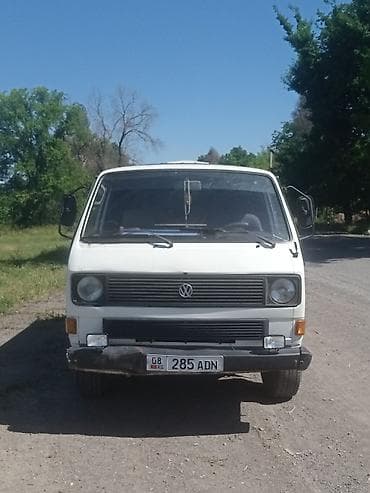 Volkswagen Transporter: 1986 г., Фургон