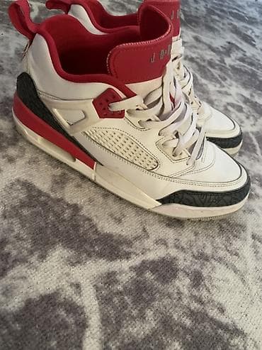 Продам оригинальные✅ 3 Jordan,размер 43,состояние 8/10,состояние — 3