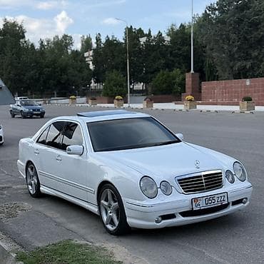 Продажа авто: Mercedes-Benz E-класс AMG: 2001 г., 5.4 л, Автомат, Бензин, Седан — 3