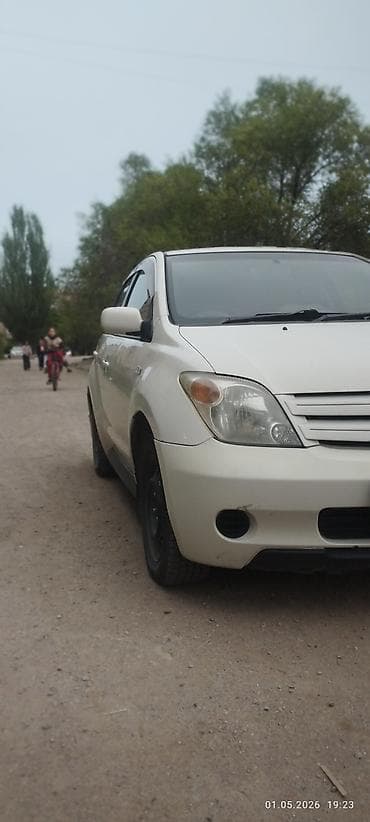 isuzu mu: Toyota Ist: 2003 г., 1.3 л, Автомат, Бензин, Седан — 4