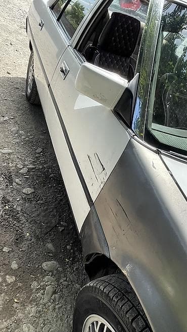 Продажа авто: Mitsubishi Galant: 1988 г., 2 л, Механика, Бензин, Седан — 10